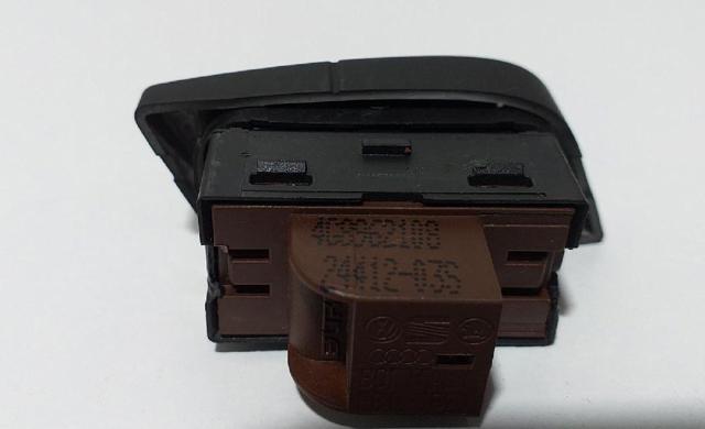 4G8962108 Выключатель центрального замка купить Черновцы