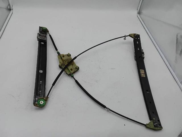 Mecanismo de acionamento de vidro da porta dianteira esquerda 4L0837461A VAG