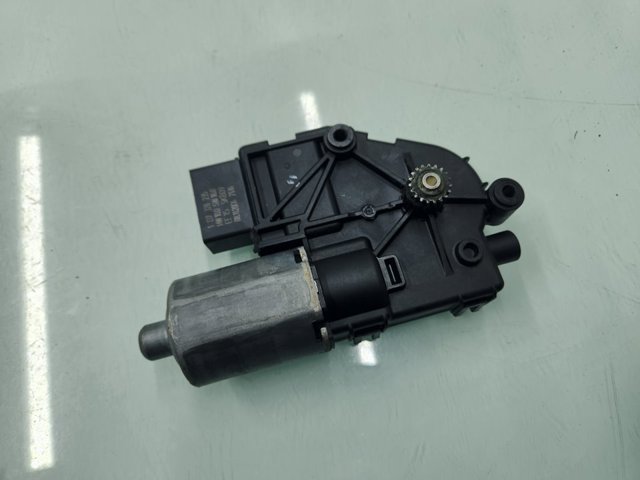 4L0959591 Мотор привода люка купить Каменское