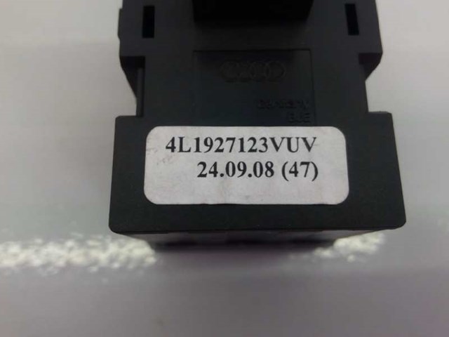 4L1927123VUV VAG Кнопка сброса суточного пробега купить в Ирпень