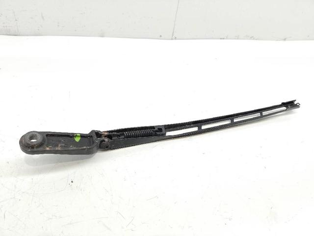 4L1955407A VAG Поводок стеклоочистителя купить в Кривой Рог