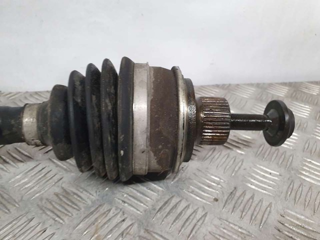 VAG 4M0407271 Полуось передняя в наличии Кривой Рог