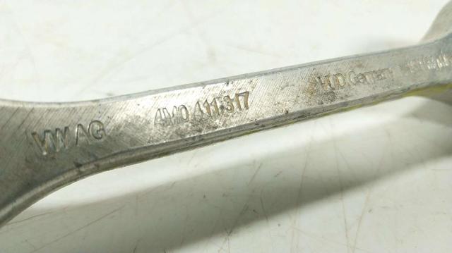 4M0411317L VAG Стойка переднего стабилизатора купить в Черновцы