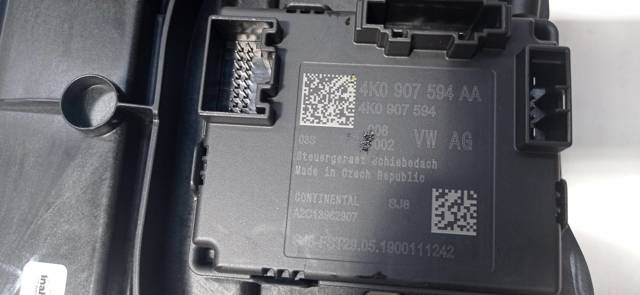 4M0877041 VAG Рама люка купить в Кривой Рог