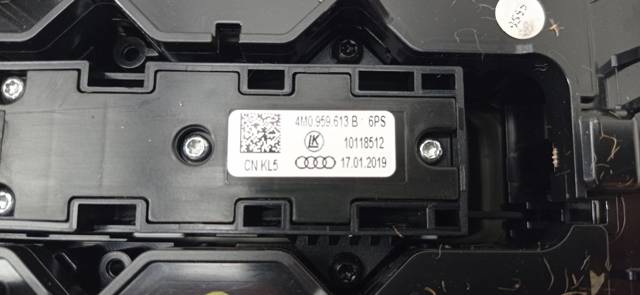 4M0959613 VAG купить в Ирпень
