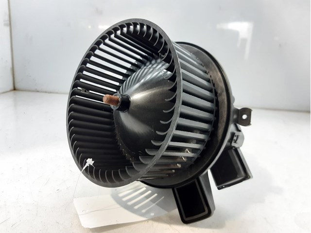 Ventilador de aquecimento para Audi A4 2.0 TDI DEUA 4M1820021