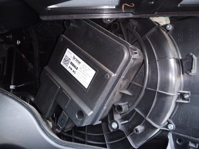 Ventilador de aquecimento para Audi A4 3.0 TDI Quattro CRTC 4M1820021A