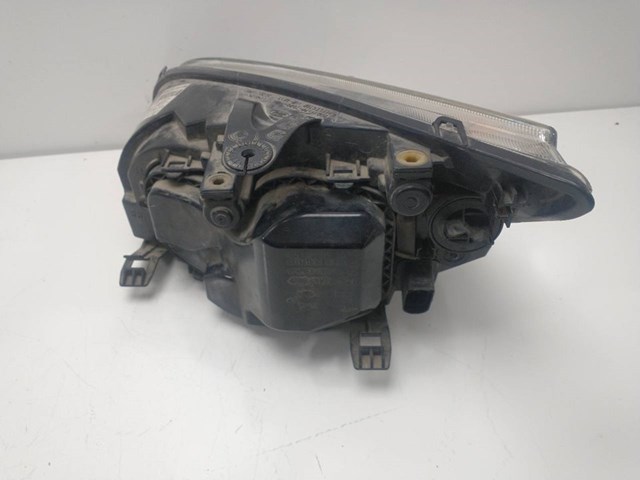4M5113099JD FORD Правая фара купить в Тернополь