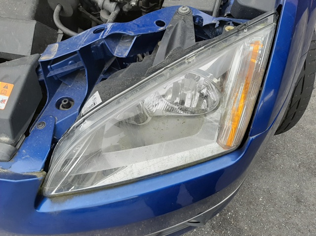 FORD 4M5113101AD Левая фара в наличии Павлоград