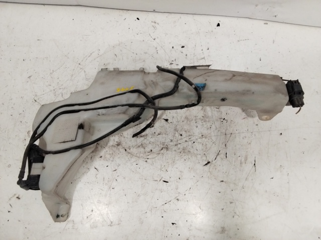 FORD 4M5113K163 Бачок омывателя стекла в наличии Кривой Рог