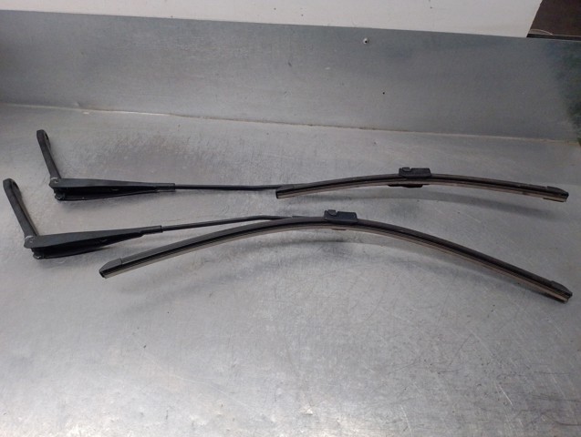 FORD 4M5117526CC в наличии Полтава