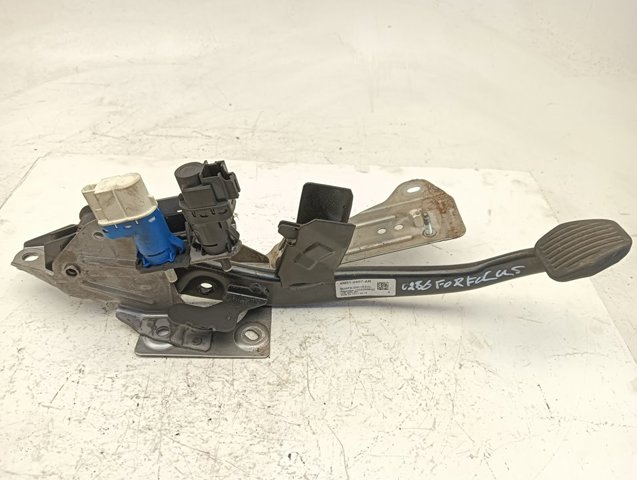 FORD 4M512467AR в наличии Житомир
