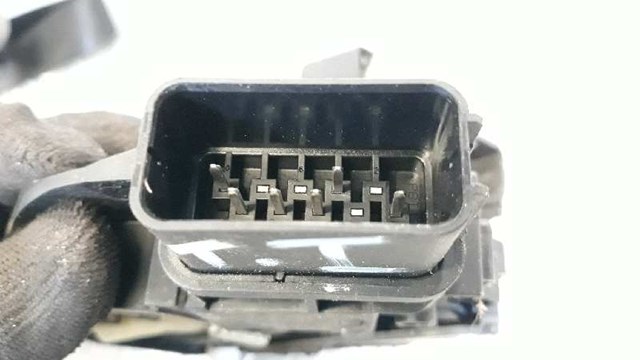 4M5AR26413BE FORD Замок двери задней левой купить в Киев