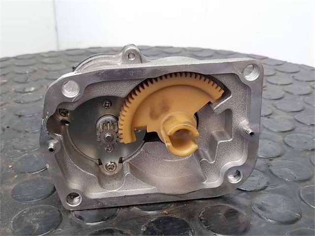 FORD 4M5J9D475BA Клапан ЕГР в наличии Ирпень