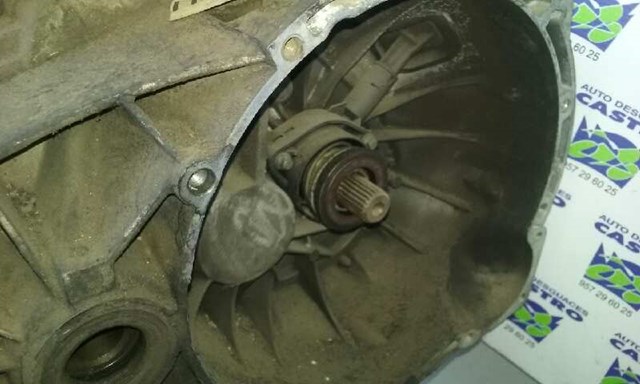 4M5R7002YA КПП в сборе (механическая коробка передач) купить Ужгород