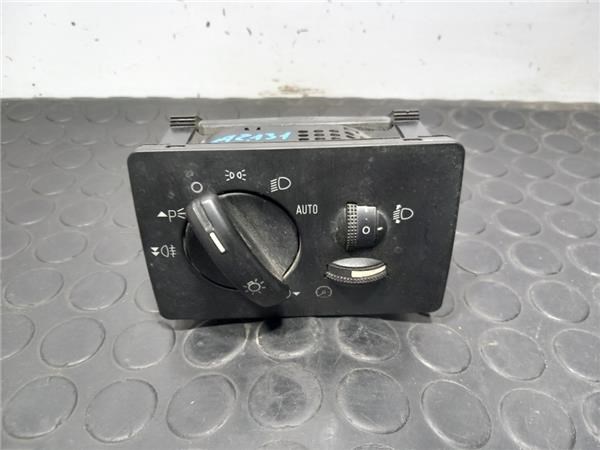 Luzes de controle remoto para Ford Focus II 1.6 TDCI G8DA 4M5T13A024CA