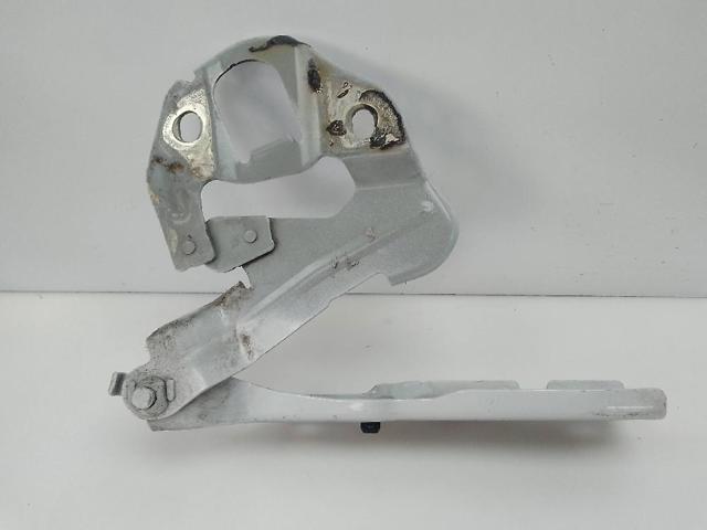 4M8823301B VAG Петля капота левая купить в Запорожье