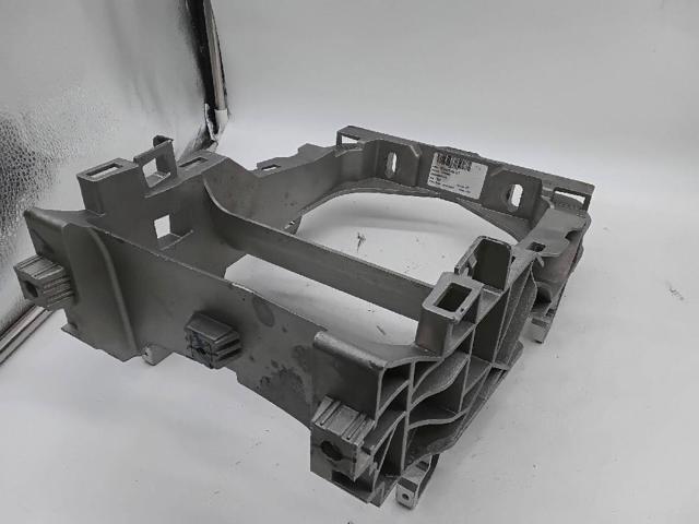 4M8864283 VAG купить в Ужгород