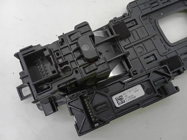 VAG 4N1713111D в наличии Львов