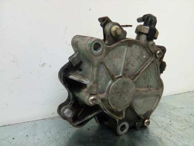 4R8Q2A451AE LAND ROVER Вакуумный насос купить в Украина