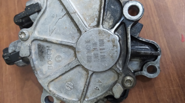 Bomba a vácuo 4R8Q2A451AE LAND ROVER