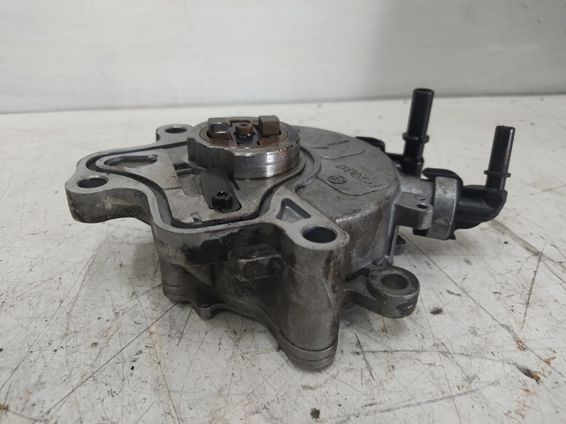 LAND ROVER 4R8Q2A451AF Насос вакуумный в наличии Днепр