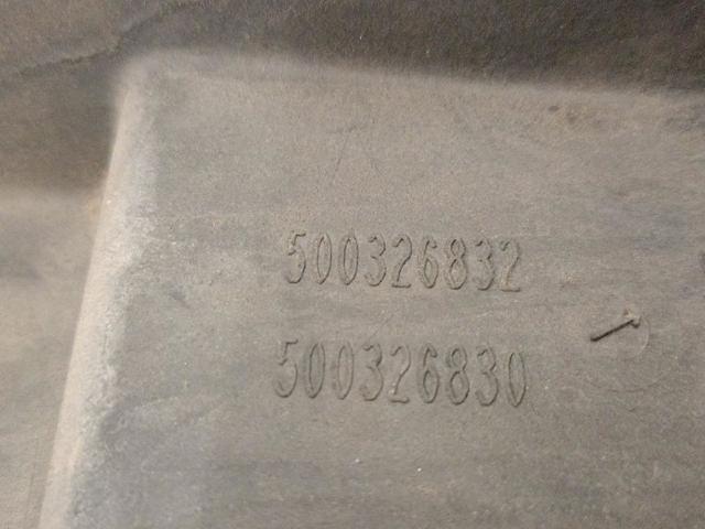 500326832 IVECO Днище багажника (ниша запасного колеса) купить в Каменское