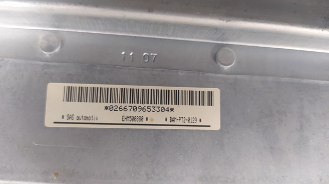 500880 LAND ROVER купить в Ужгород