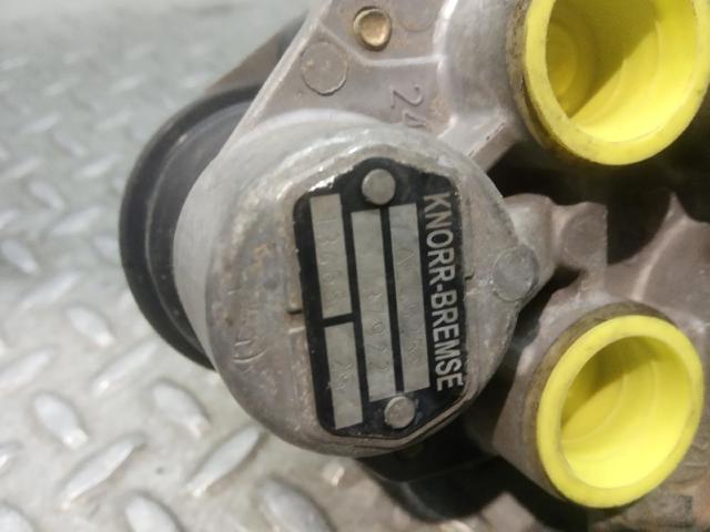 RENAULT 5010525808 Клапан ограничения давления пневмосистемы в наличии Чернигов