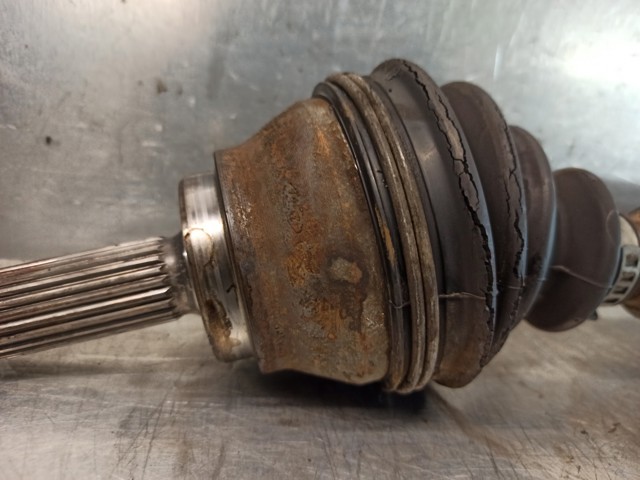 5018681 FORD Полуось (привод) передняя правая купить в Сумы
