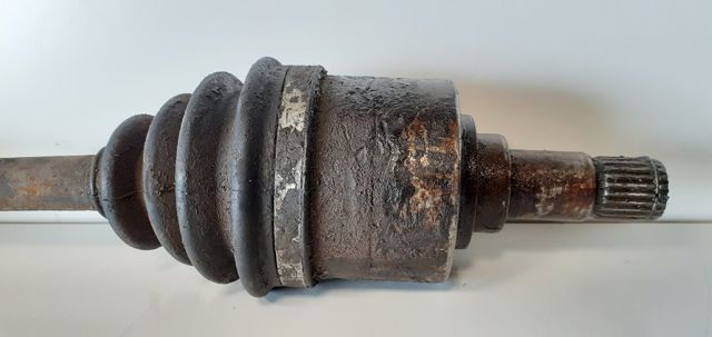 5022282 FORD Полуось (привод) передняя правая купить в Кривой Рог