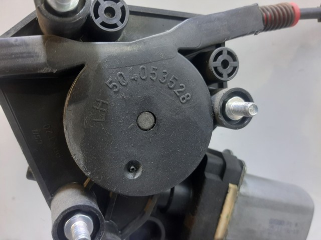 504053528 IVECO Стеклоподъемник передней правой двери купить в Винница
