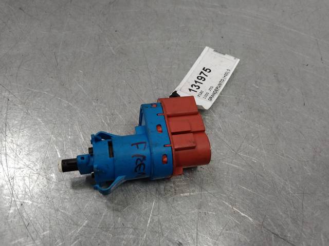 Sensor de ativação do sinal de parada 50512681 FIAT