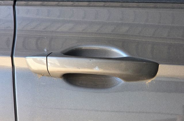 VAG 510837206J Ручка двери правой наружная передняя/задняя в наличии Черновцы