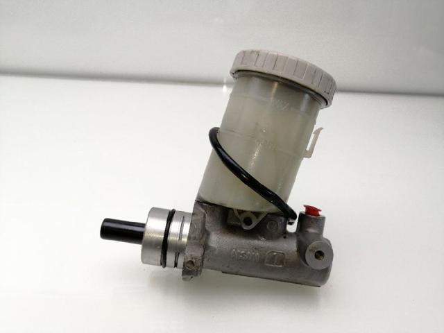 SUZUKI 5110065D80 Цилиндр тормозной главный в наличии Днепр