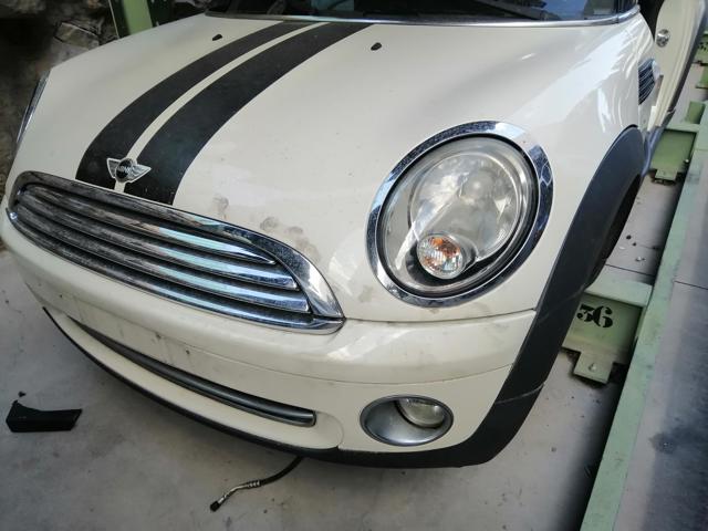 Pára-choque dianteiro 51112753995 BMW/MINI