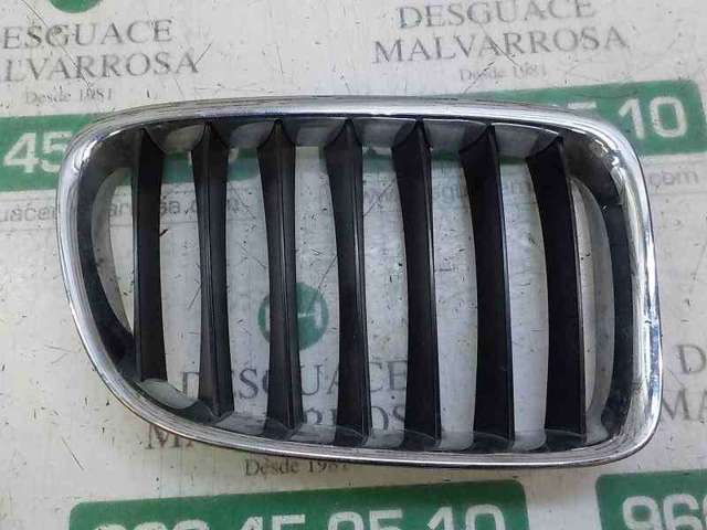 51112993308 BMW Решетка радиатора правая купить в Черкассы