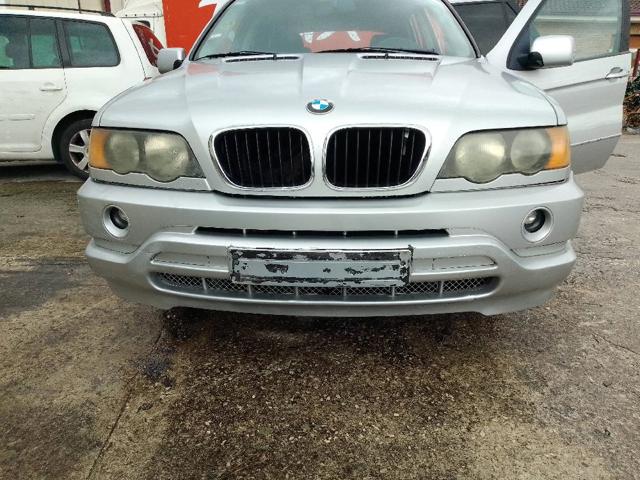 Pára-choque dianteiro 51118402303 BMW