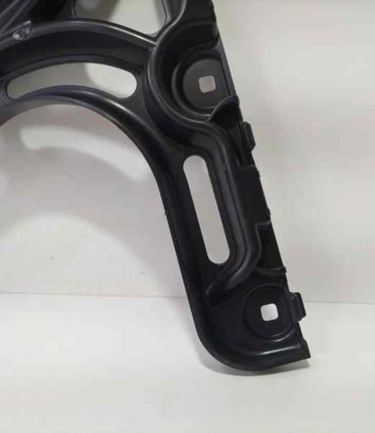BMW 51127178185 Кронштейн бампера заднего внешний левый в наличии Кривой Рог