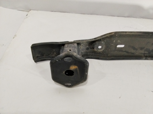 BMW 51127240912 Усилитель бампера заднего в наличии Винница