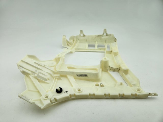 BMW 51128069394 Кронштейн бампера заднего правый в наличии Ровно