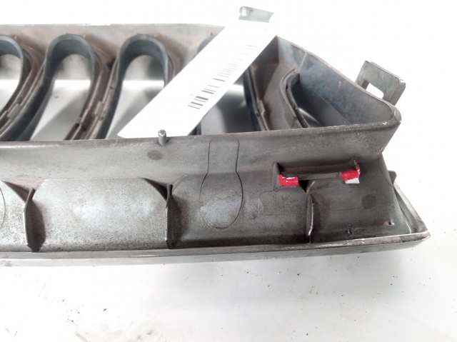 51133402909 BMW Решетка радиатора левая купить в Николаев