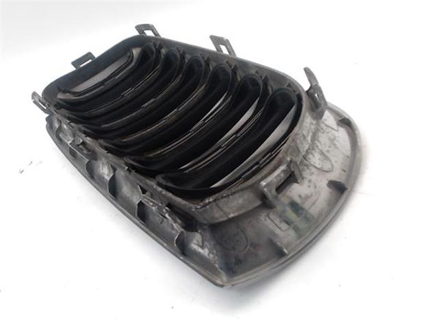 BMW 51133414903 Решетка радиатора левая в наличии Сумы
