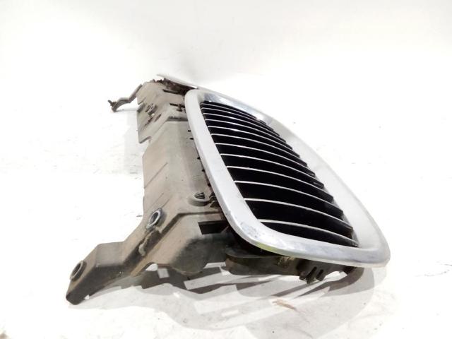 51137037727 BMW Решетка радиатора купить в Кривой Рог