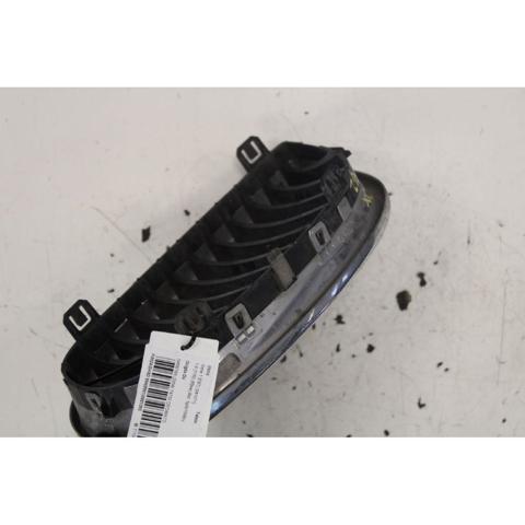 51137077130 BMW Решетка радиатора правая купить в Ровно