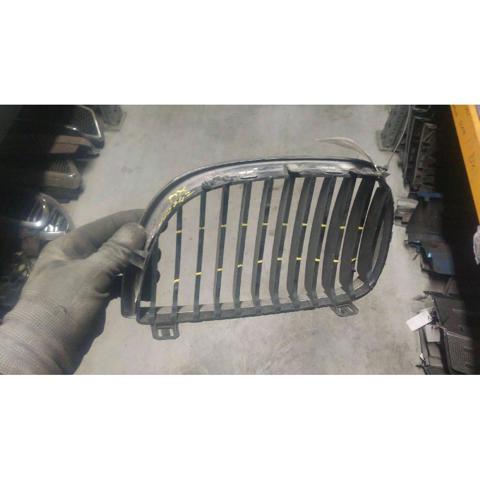 51137077130 BMW Решетка радиатора правая купить в Харьков