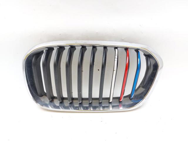 51137371747 BMW Решетка радиатора левая купить в Одесса