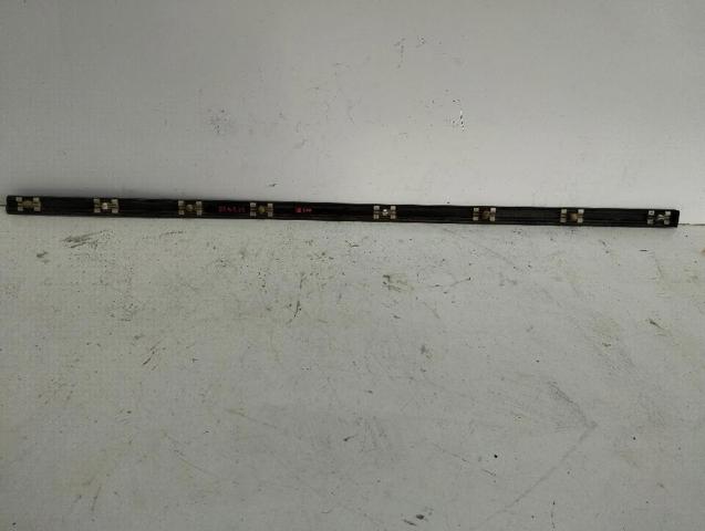 BMW 51138208450 Молдинг двери передней правой в наличии Запорожье