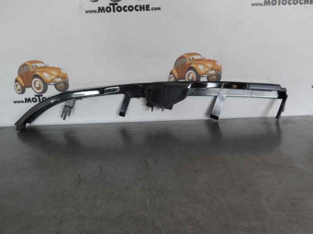51138227641 BMW Ресничка (накладка) левой фары купить в Житомир