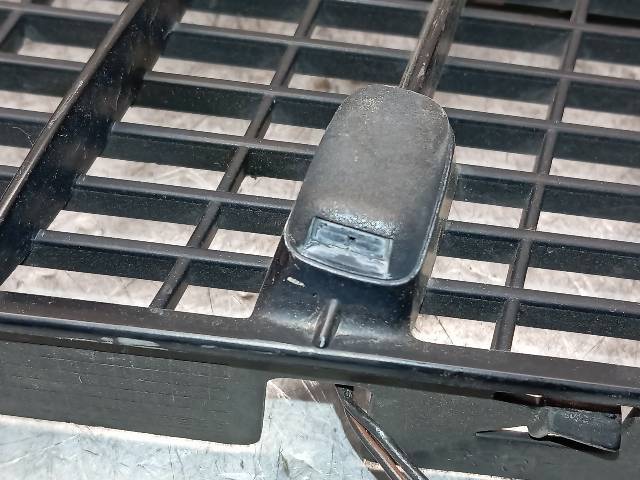51138402669 BMW Решетка капота купить в Каменское